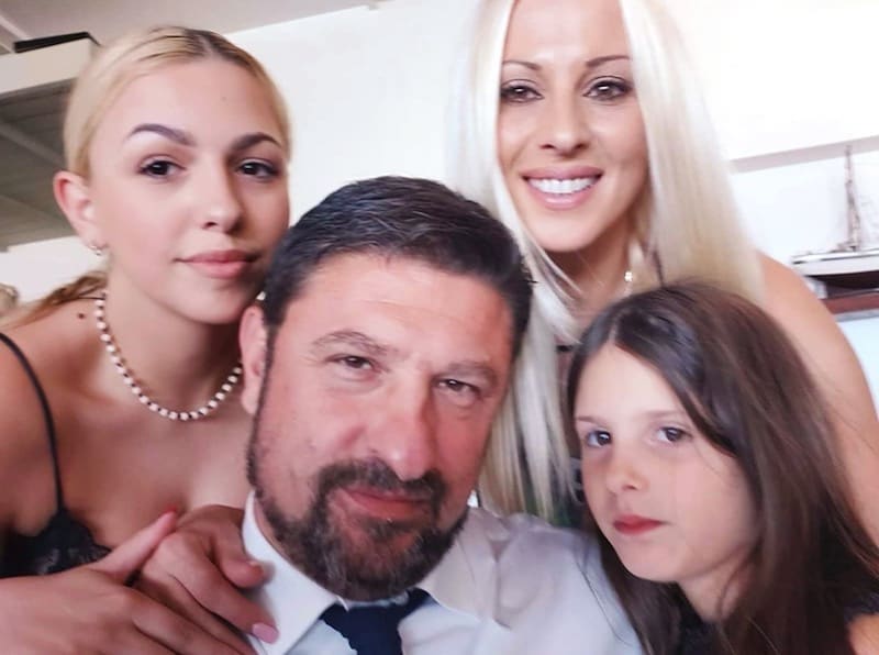 Νίκος Χαρδαλιάς: Η πανέμορφη σύζυγός του,δημοσίευσε τις πιο γλυκές οικογενειακές φωτογραφίες!