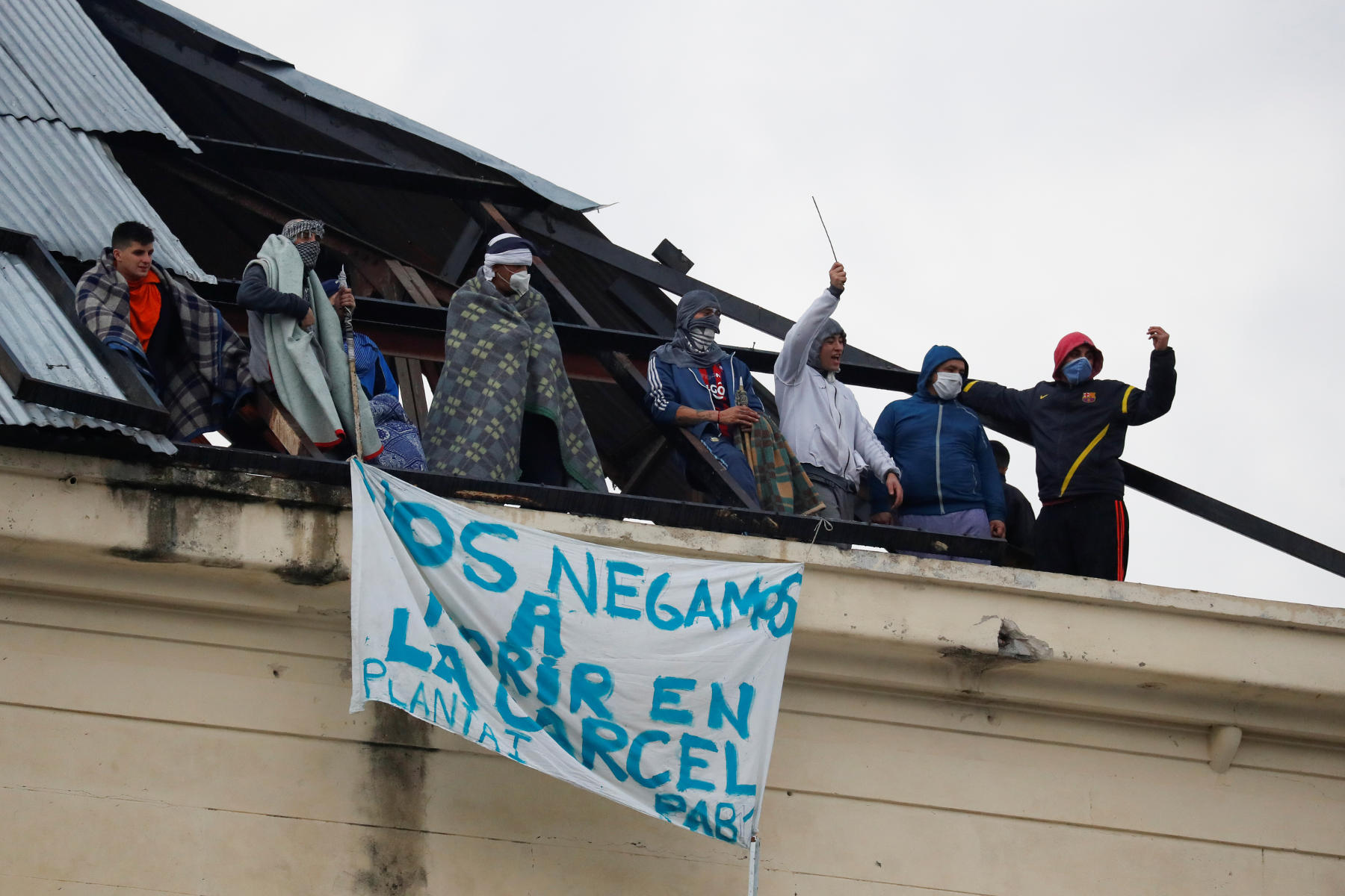 Εξέγερση κρατουμένων στην Αργεντινή -‘’Αρνούμαστε να πεθάνουμε στη φυλακή από κορονοϊό’’