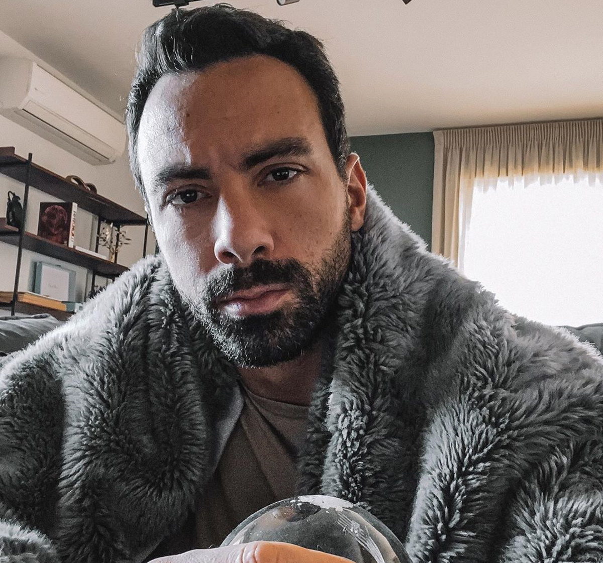 Γενέθλια για τον Σάκη Τανιμανίδη: Οι παιδικές φωτογραφίες και το δημόσιο μήνυμά του!