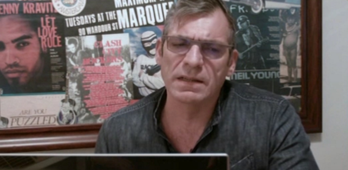 Απίθανο περιστατικό στην κηδεία του πατέρα του Γιάννη Σερβετά