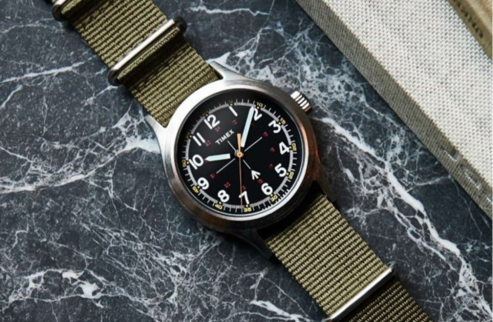 5 πανέμορφα ρολόγια από την Timex και τον Todd Snyder σε απίστευτη τιμή!