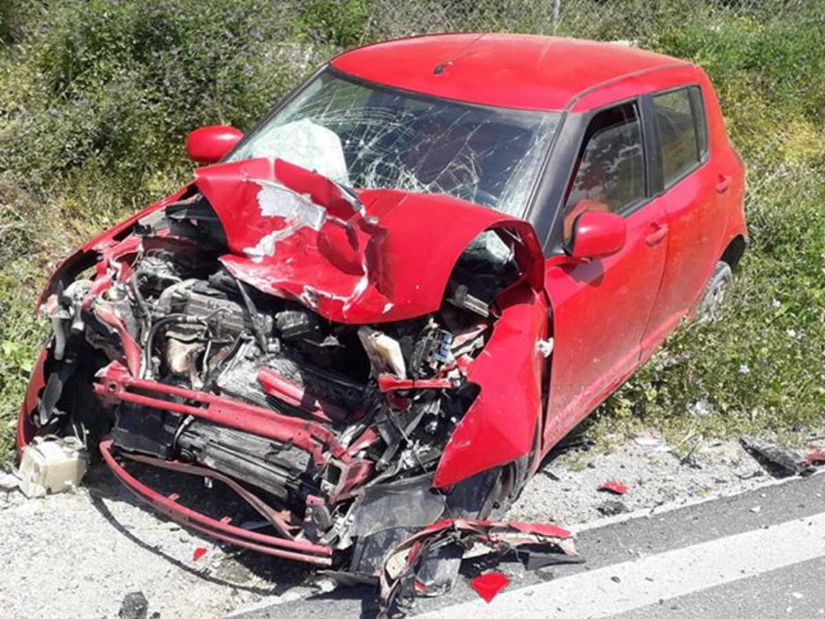 Κρήτη: Τρομακτική καραμπόλα ενός οχήματος της Πυροσβεστικής και δύο αυτοκινήτων (pics)