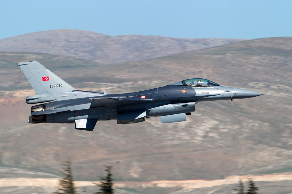 Υπέρπτηση τουρκικών F-16 πάνω από τη Λέσβο