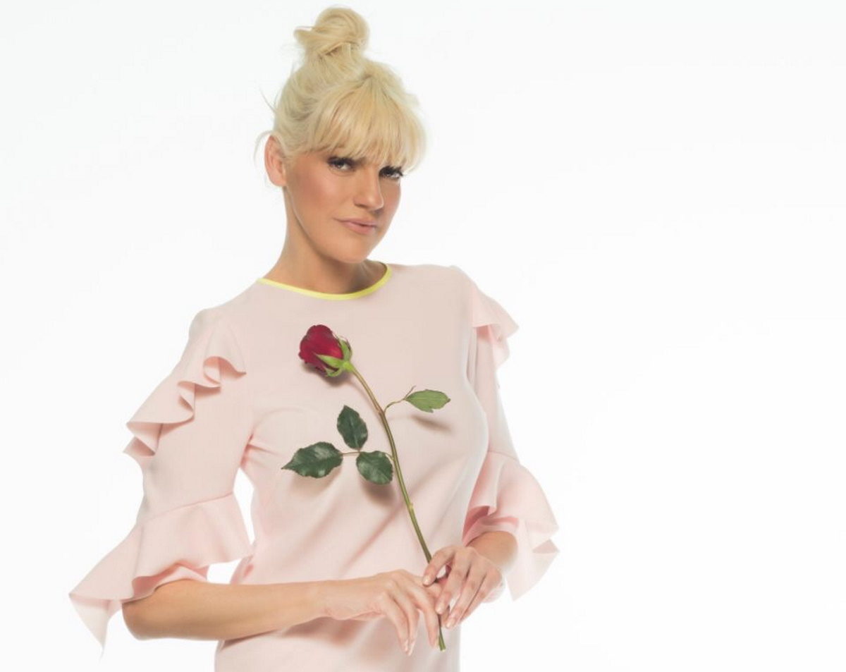 Σάσα Σταμάτη: Ποζάρει στην καραντίνα…όπως δεν την έχετε δει ποτέ! Φωτογραφίες