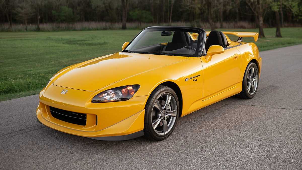 Πόσα χρήματα θα δίνατε γι’ αυτό το Honda S2000;