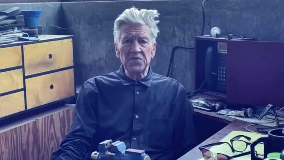 David Lynch: “Δελτίο Καιρού” σε εκούσια καραντίνα (pic, video)