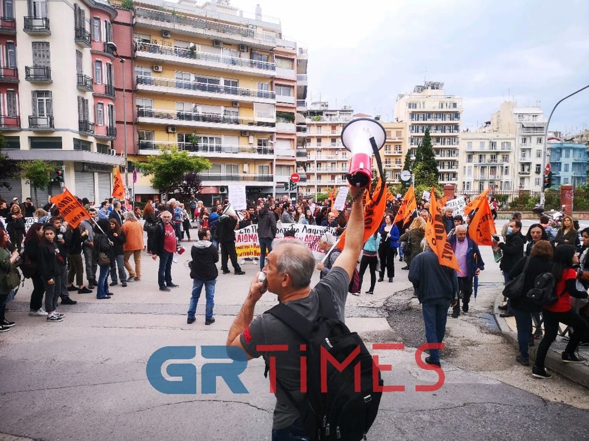 Διαμαρτυρία εκπαιδευτικών στη Θεσσαλονίκη (video)