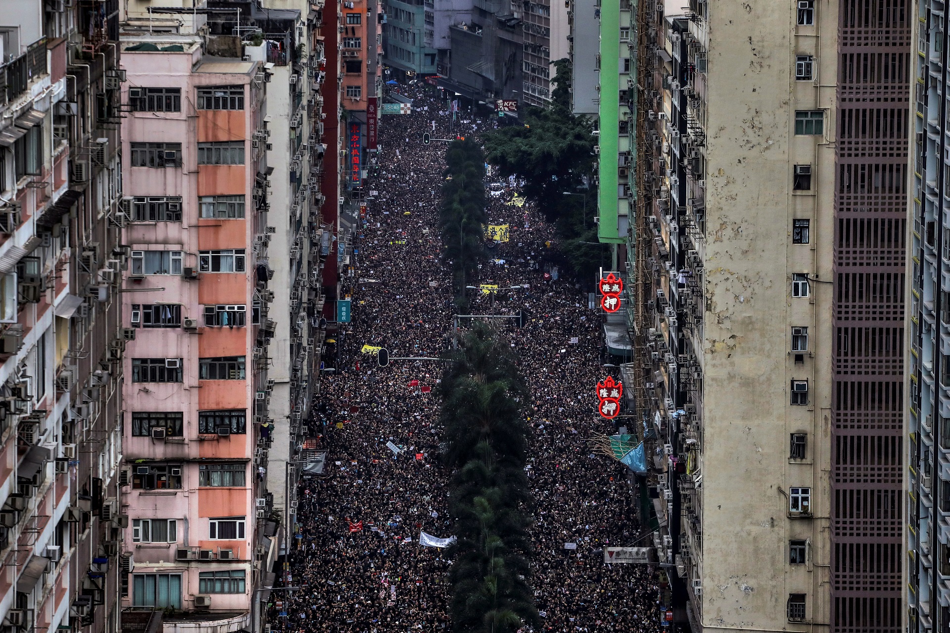 Τζόνσον: Η Κίνα να σεβαστεί τα δικαιώματα του Χονγκ Κονγκ