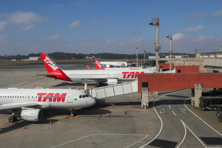 LATAM: Πτώχευση για την μεγαλύτερη αεροπορική εταιρεία της Λατινικής Αμερικής