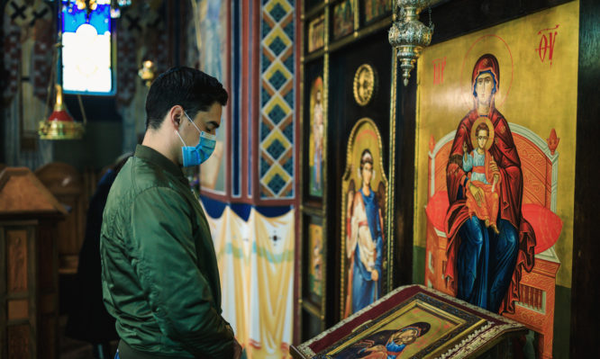 Κορονοϊός: Πως εξαπλώθηκε στους πιστούς μιας εκκλησίας στις ΗΠΑ