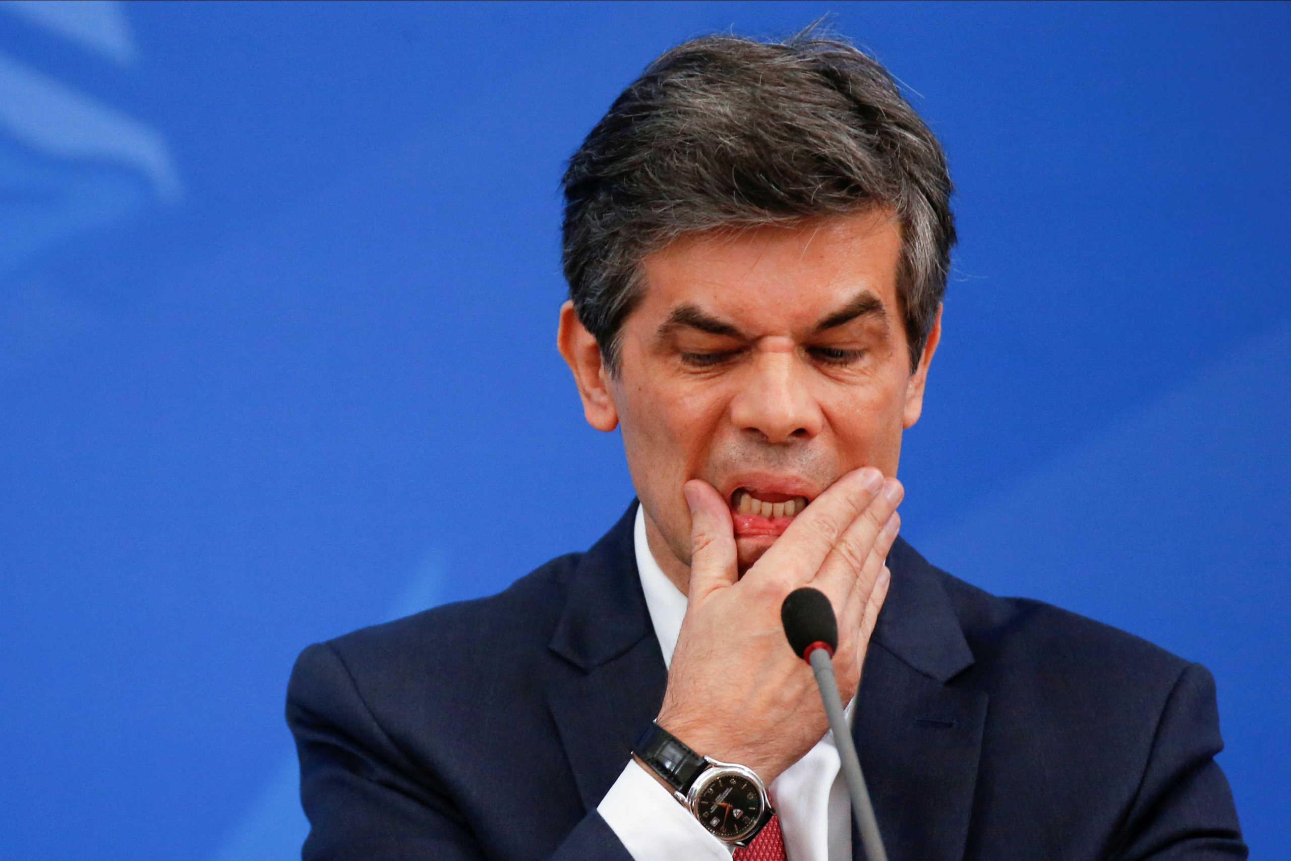 FILE PHOTO: Brazil's Health Minister Nelson Teich gestures during a news conference, amid the coronavirus disease (COVID-19) outbreak, in Brasilia, Brazil April 22, 2020. REUTERS
