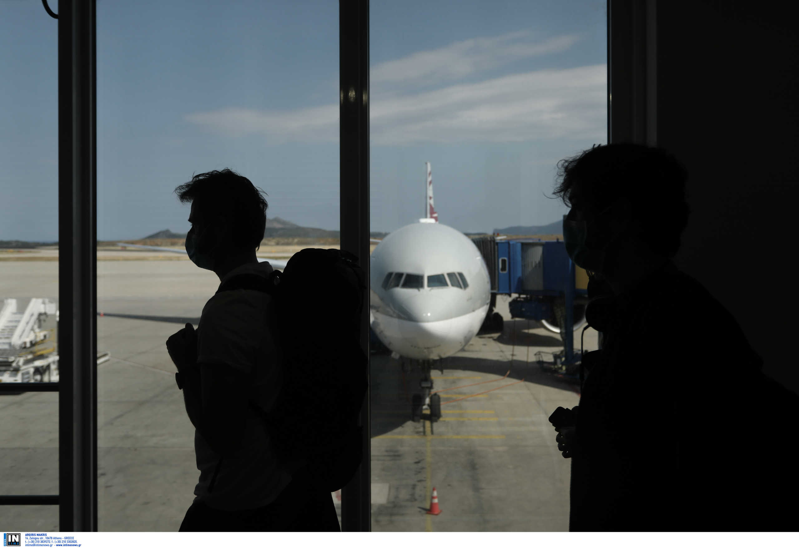Κορονοϊός: Νέα αεροπορική οδηγία για τους ταξιδιώτες από Τσεχία