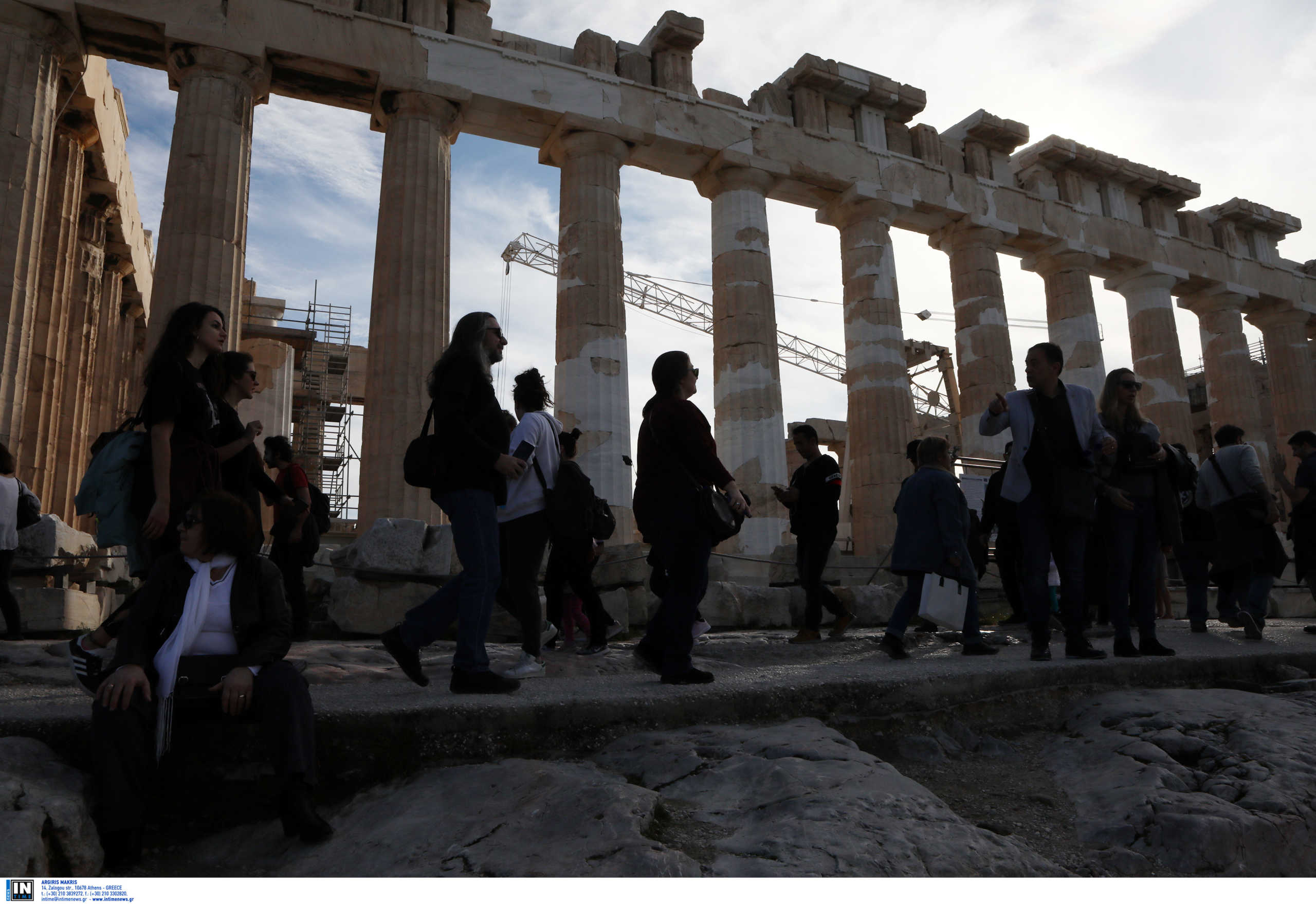 Ανοίγουν τη Δευτέρα οι αρχαιολογικοί χώροι με διαχωριστικά και αποστάσεις