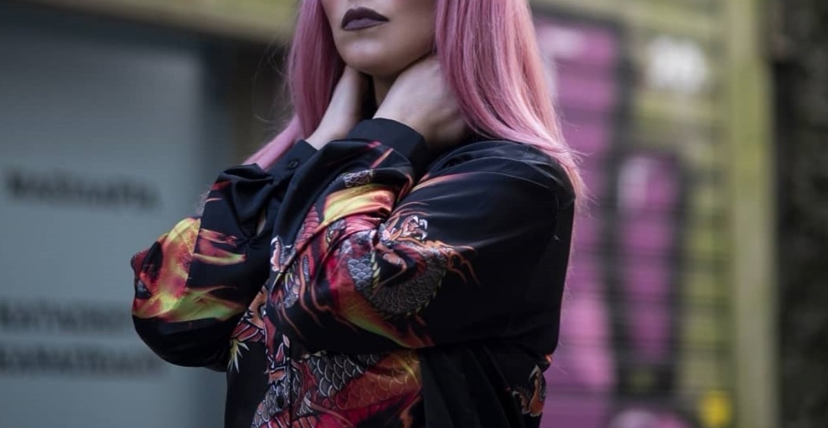 “Έκλαιγα, φοβήθηκα, κρύφτηκα στην αγκαλιά του άντρα μου μέσα στην καραντίνα”