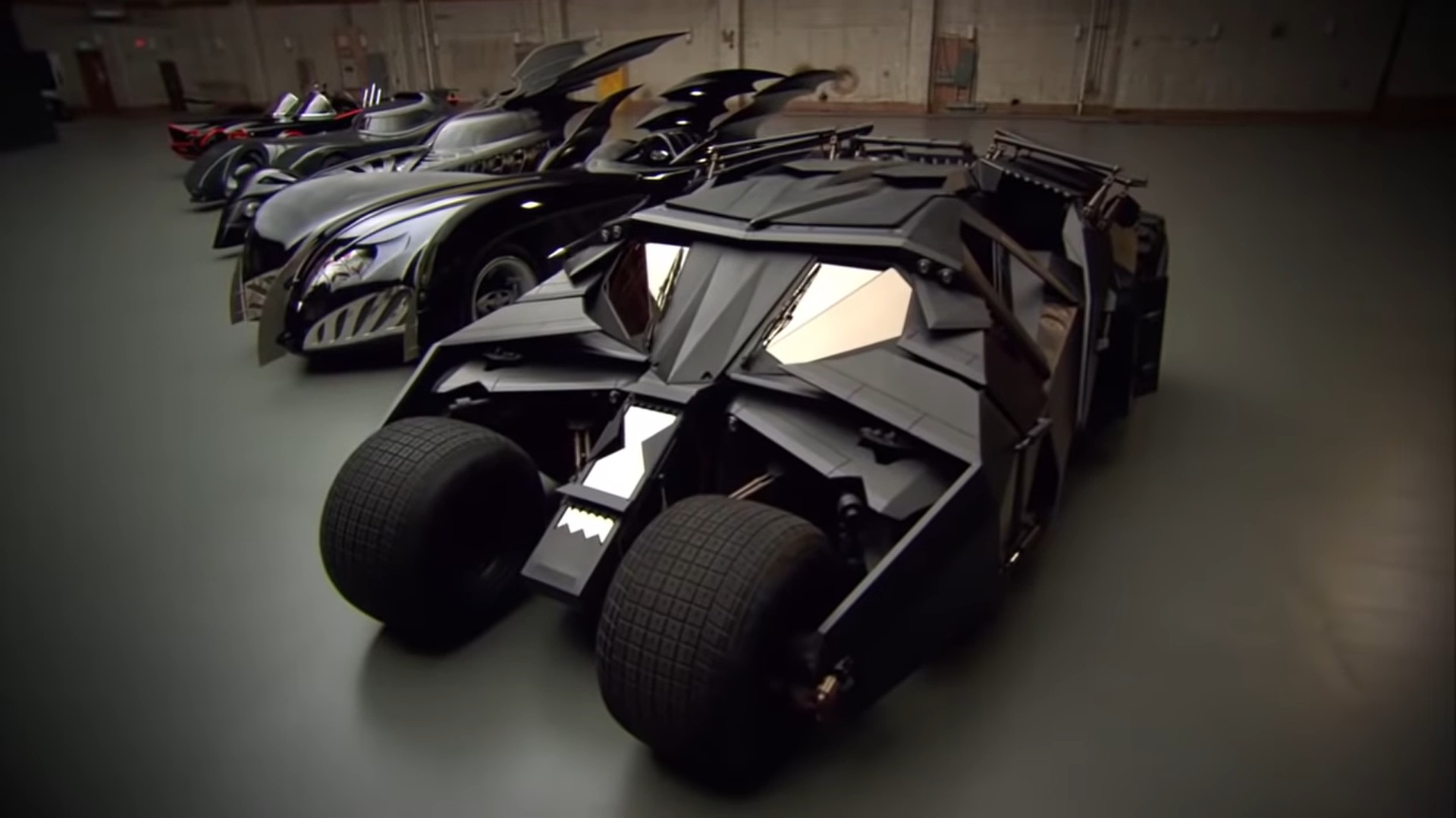 Δείτε όλα τα αυτοκίνητα του Batman σε ένα υπέροχο ντοκιμαντέρ [vid]