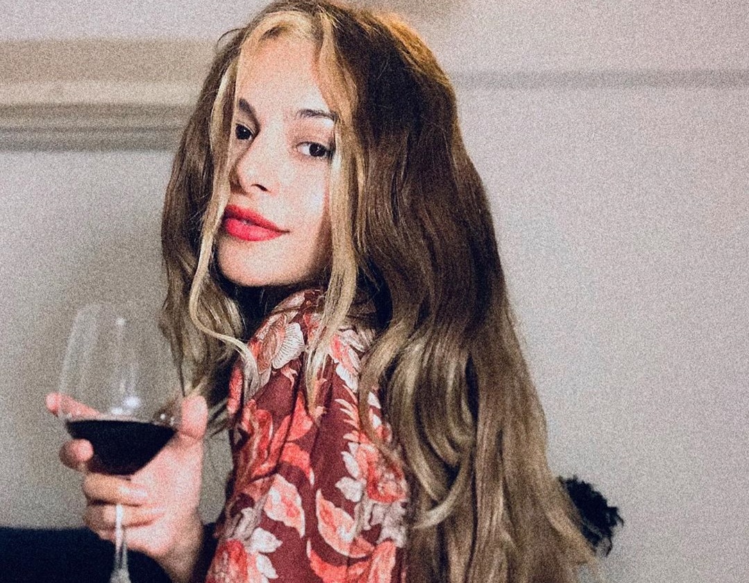 Ελευθερία Ελευθερίου: Το party γενεθλίων στο μπαλκόνι και η απουσία του συντρόφου της που συζητήθηκε