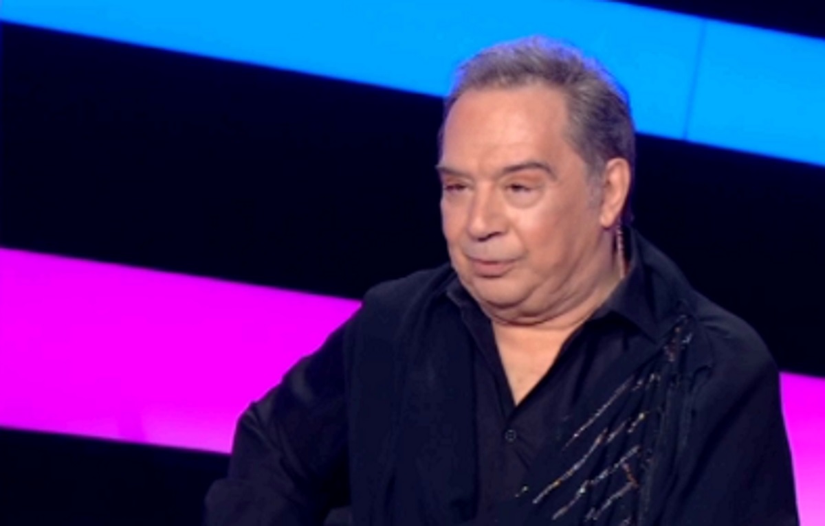 Φασουλής κατά Σπυροπούλου στο J2US! «Μη με ξαναπλησιάσεις έτσι, δεν είναι ευγενικό»