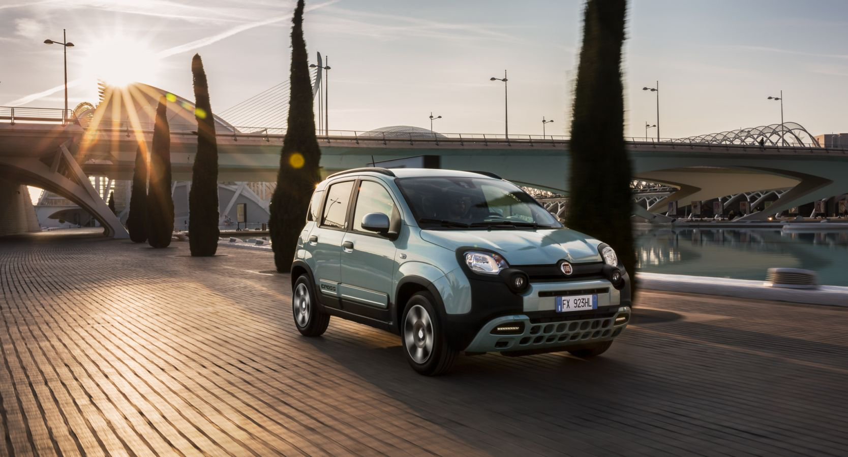 Στην Ελλάδα το υβριδικό FIAT Panda που δεν πληρώνει τέλη κυκλοφορίας! [pics]
