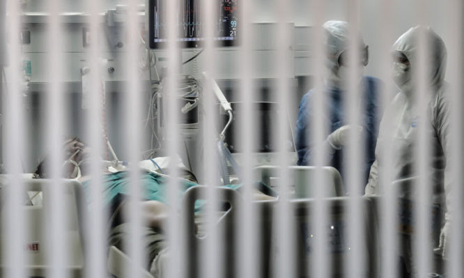 Ελληνική μελέτη για τις επιπτώσεις του κορονοϊού στο νευρολογικό σύστημα – Τι έδειξε