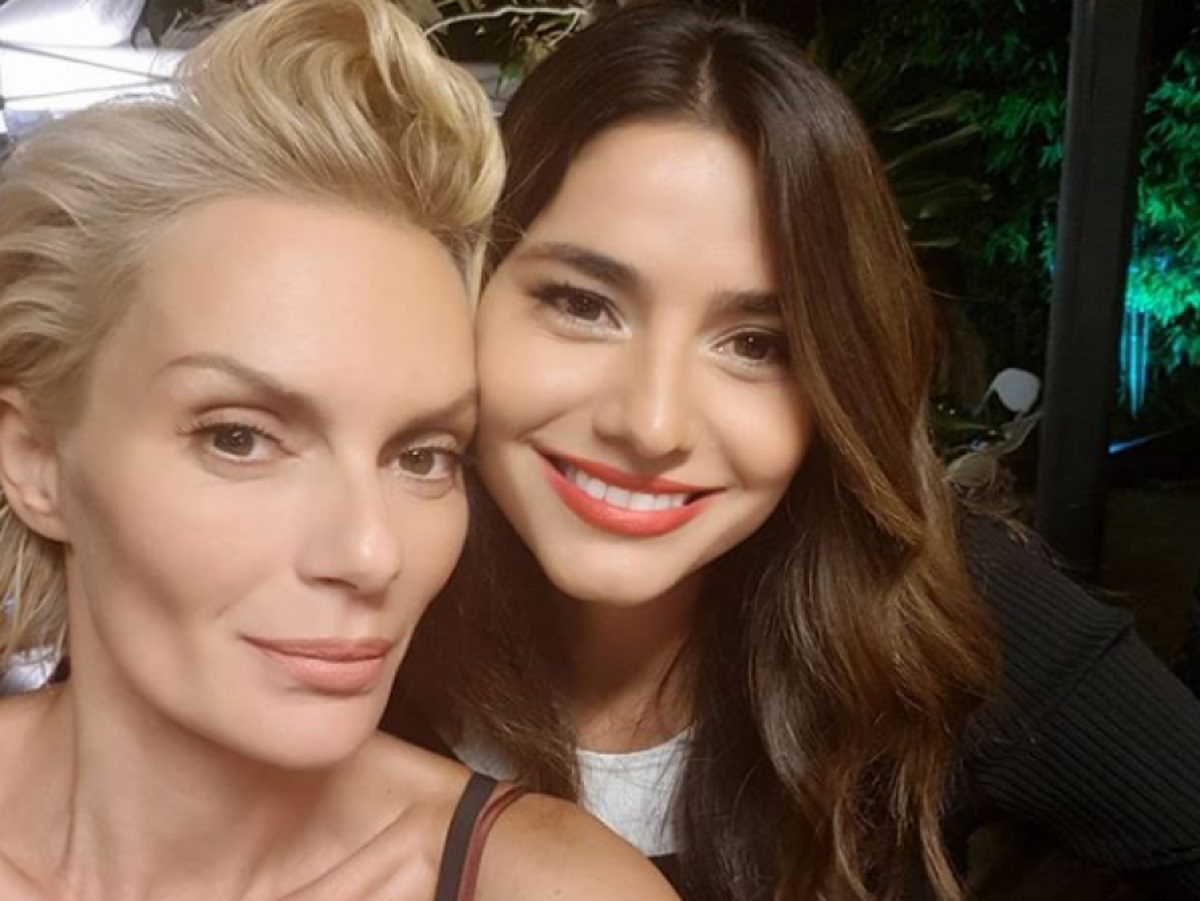 Χριστοπούλου – Παπαγεωργίου: Μπήκαν στην κουζίνα και έφτιαξαν λαχταριστές πίτσες [pics]