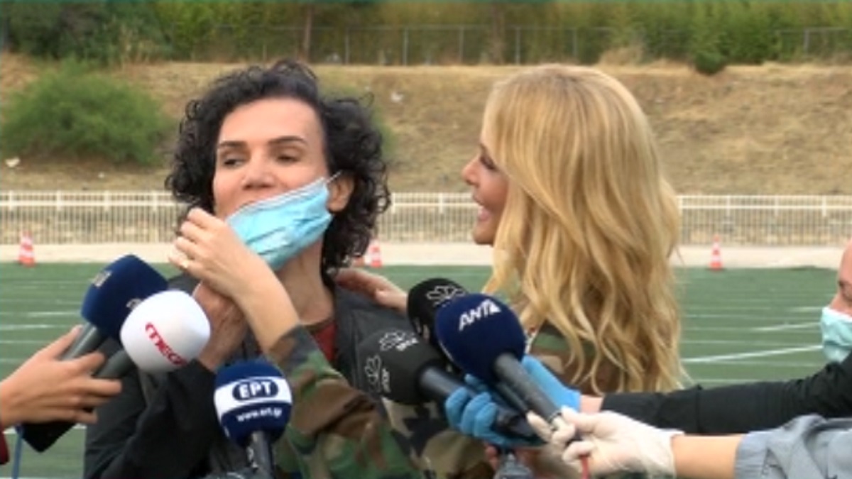 Δεν φαντάζεστε τι είπε ο Παντελής Καναράκης στους ρεπόρτερ για τον κορονοϊό!