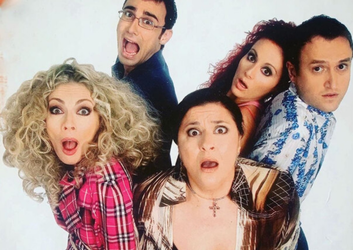 “Στο Παρα Πέντε”: Τι είπαν οι πρωταγωνιστές για το τέλος της σειράς… 15 χρόνια μετά;