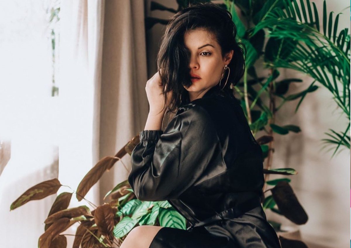 Μαρία Κορινθίου: Ποζάρει αγκαλιά με την κόρη της, Ισμήνη – Δες πόσο μοιάζουν!