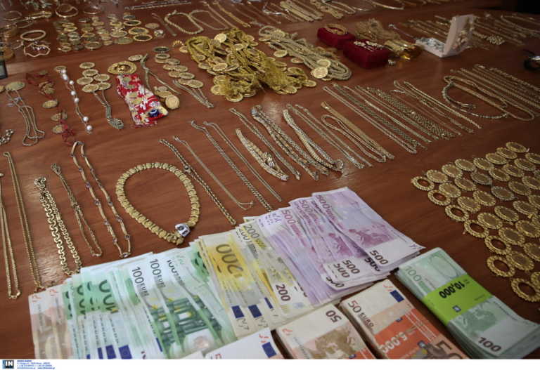 Θεσσαλονίκη: Πούλησε σε ενεχυροδανειστήριο πανάκριβα κλεμμένα κοσμήματα
