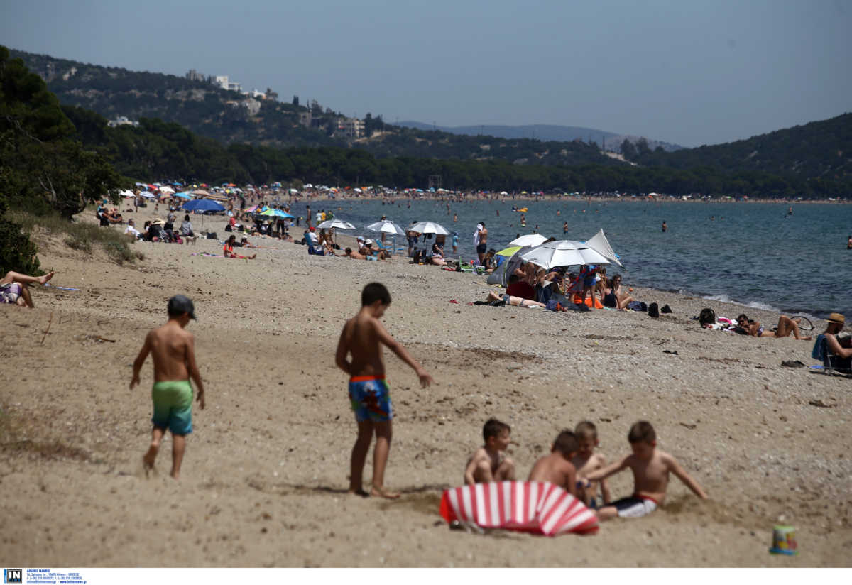 Παρέμβαση Χαρδαλιά ζητεί ο δήμαρχος Σαρωνικού – Φοβάται κρούσματα σε παραλία