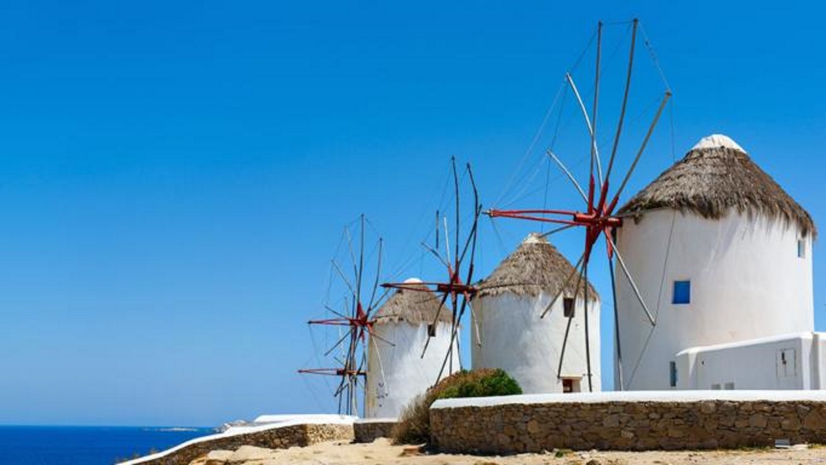 «Το σπίτι στη Μύκονο υπάρχει! Δεν μου πληρώνουν τα ενοίκια και θα τους κάνω έξωση»