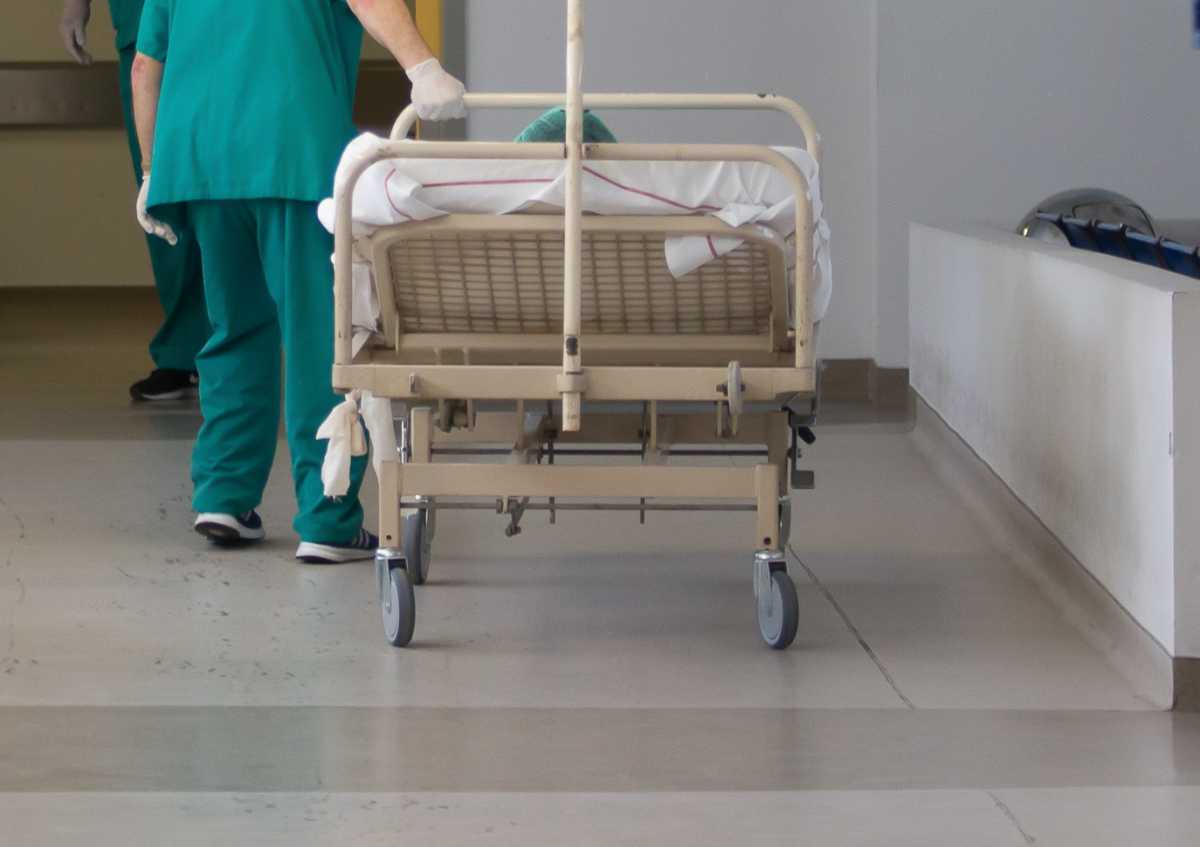 Λάρισα: Γάντια τέλος στο νοσοκομείο! Ελλείψεις που προβληματίζουν την ώρα που συνεχίζεται η μάχη με τον κορονοϊό