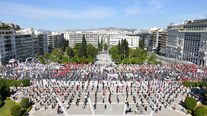 Πρωτομαγιά: Η μάσκα του Κουτσούμπα, η συγκέντρωση του ΠΑΜΕ που θα μείνει στην ιστορία και οι αντιδράσεις