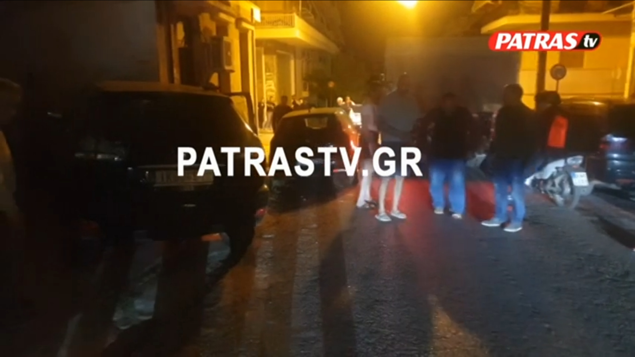 Πάτρα: Ξεπάρκαρε και τελικά… μπούκαρε στην απέναντι πυλωτή! (video)