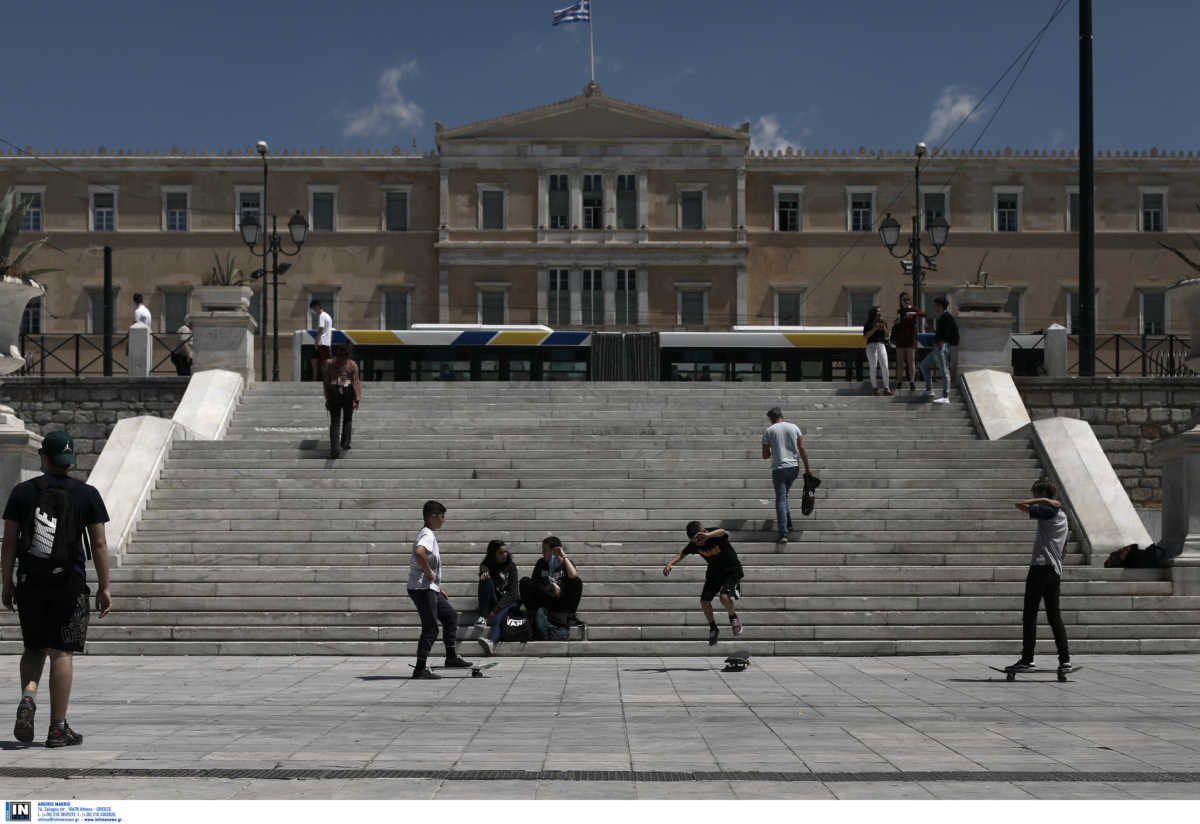 Δημοσκόπηση «καύσωνας»! 40άρι η ΝΔ, πέφτει… λίγο ο Τσιόδρας, ηχηρό όχι για εκλογές!