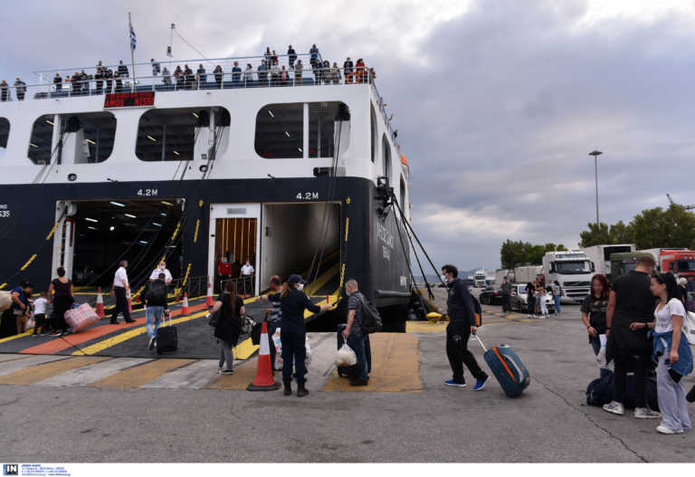 Κορονοϊός: Ποια πλοία κάνουν δρομολόγια και τι θα αλλάξει από τις 15 Ιουνίου