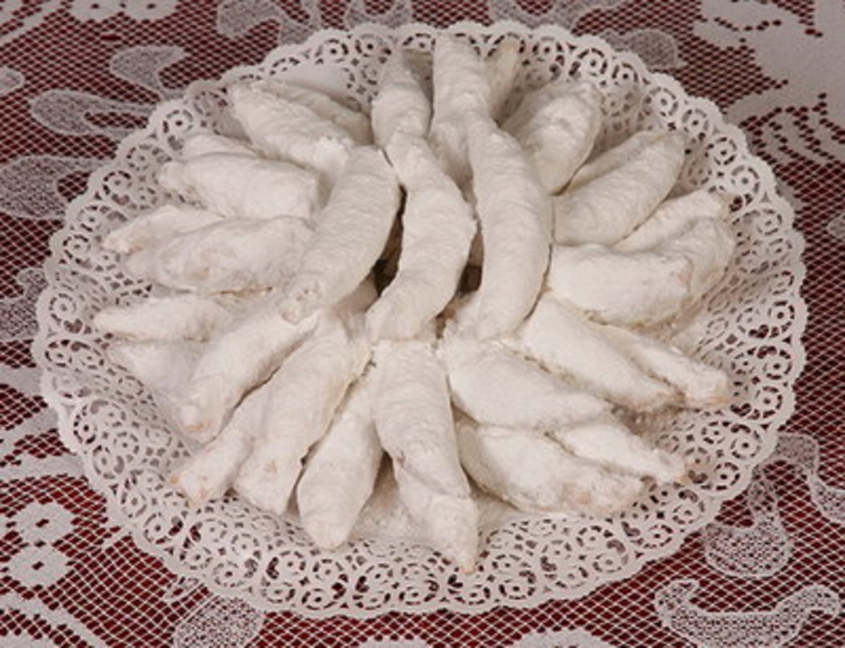 Αυτά τα γλυκά ψαράκια Τήνου δεν… κολυμπούν και πρέπει να τα δοκιμάσετε!