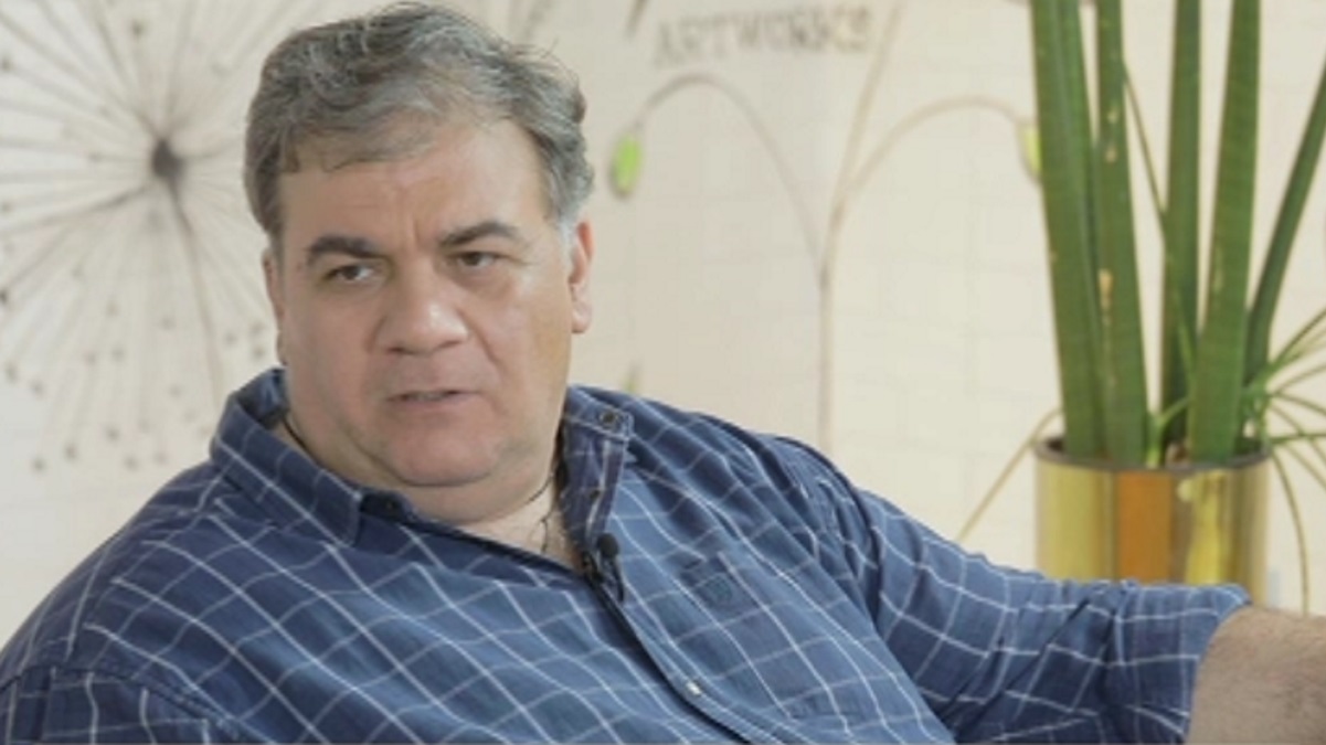 Ο Δημήτρης Σταρόβας θυμάται τον εθισμό στον τζόγο: “Ήμουν 6 ώρες όρθιος σε μια ρουλέτα”