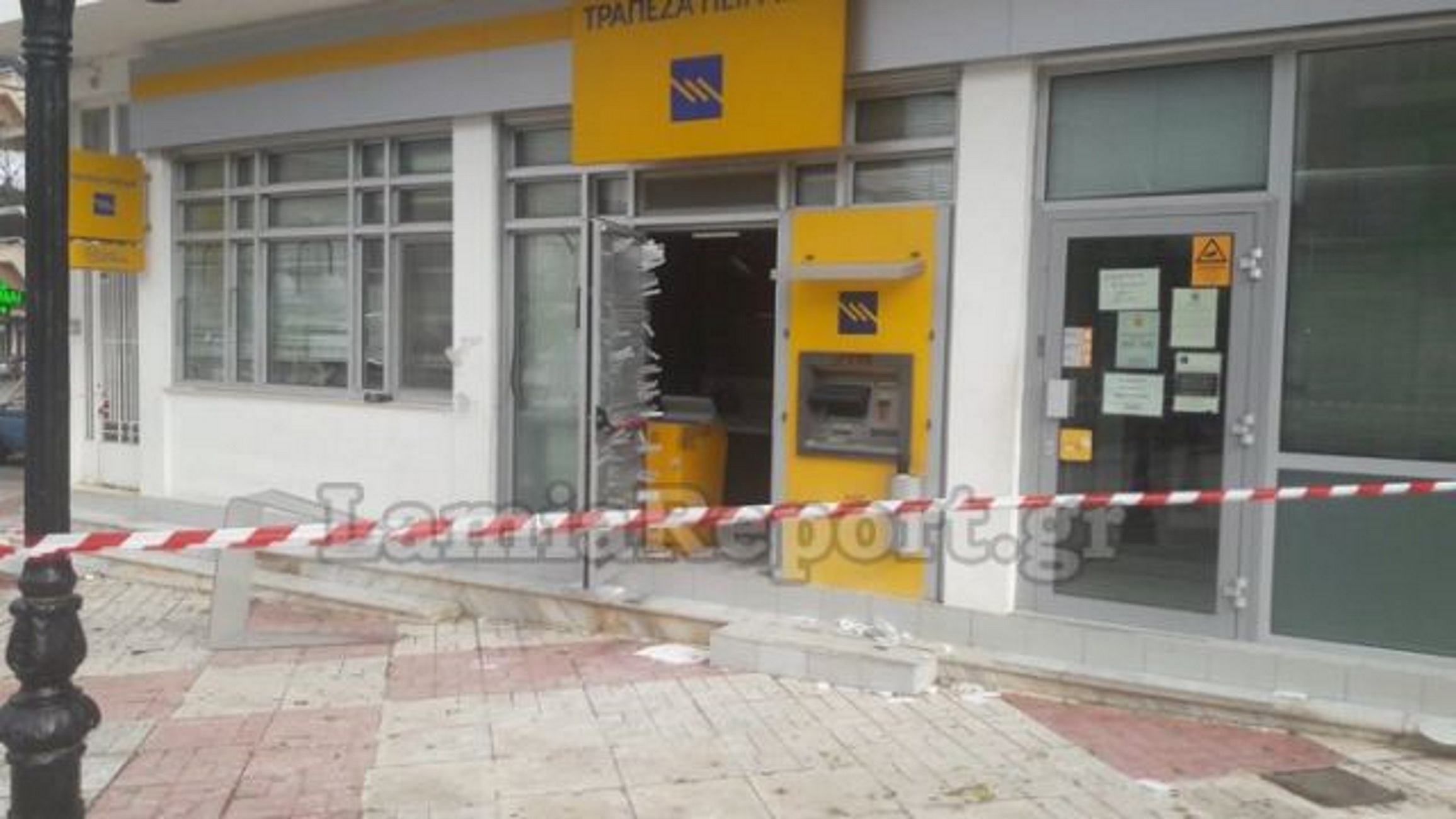 Εύβοια: Μπήκαν στην τράπεζα και ανατίναξαν το χρηματοκιβώτιο! Χρυσό χτύπημα στο Μαντούδι (Φωτό)