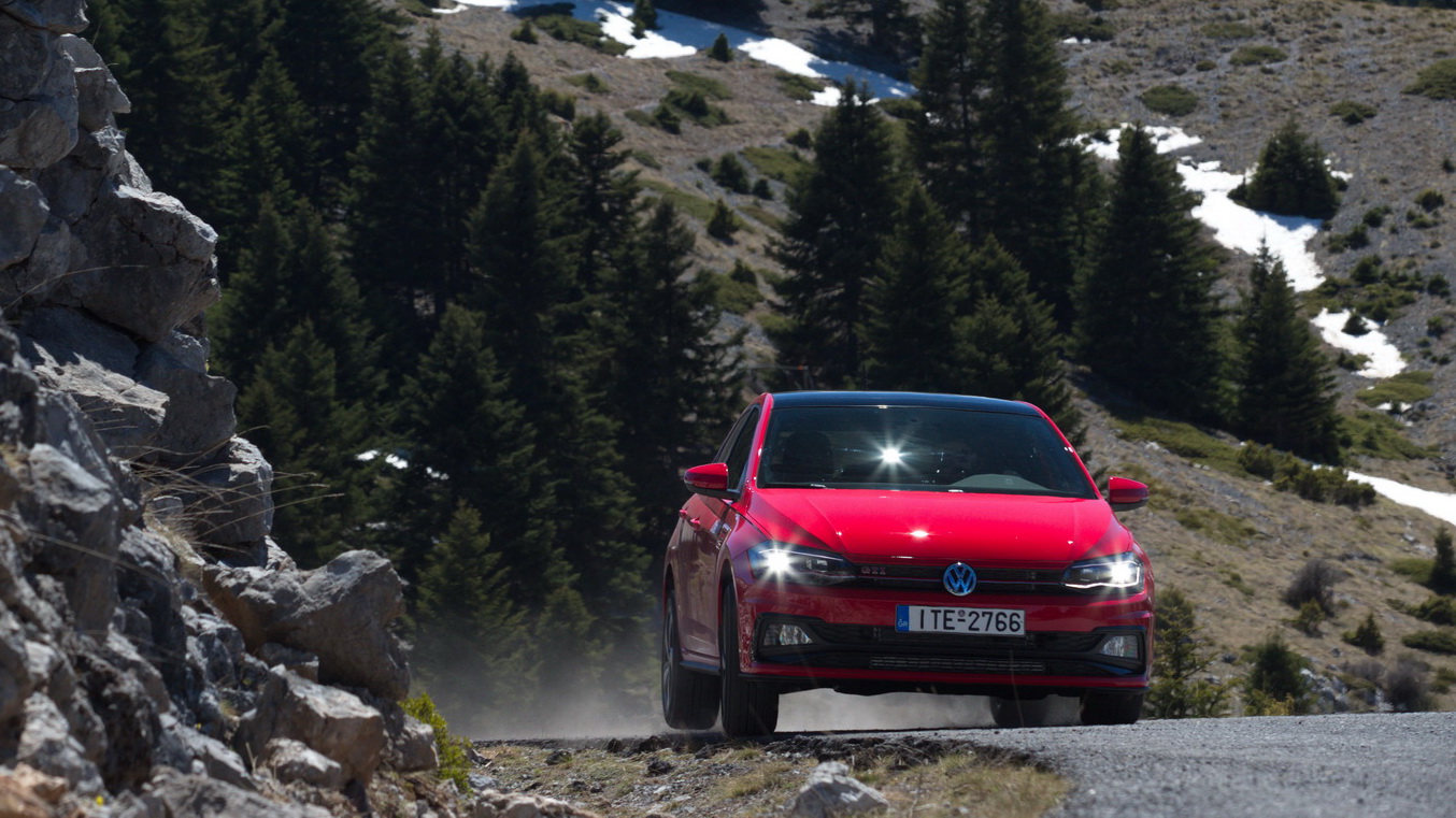 Volkswagen: Το Polo GTI μας κουνάει μαντίλι!