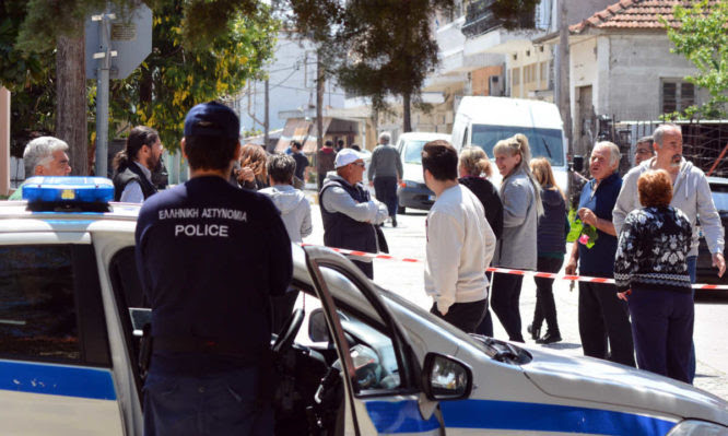 Φεύγουν από τα σπίτια τους οι Ρομά για να γλιτώσουν την καραντίνα – Δύσκολη η ιχνηλάτηση στη Νέα Σμύρνη Λάρισας