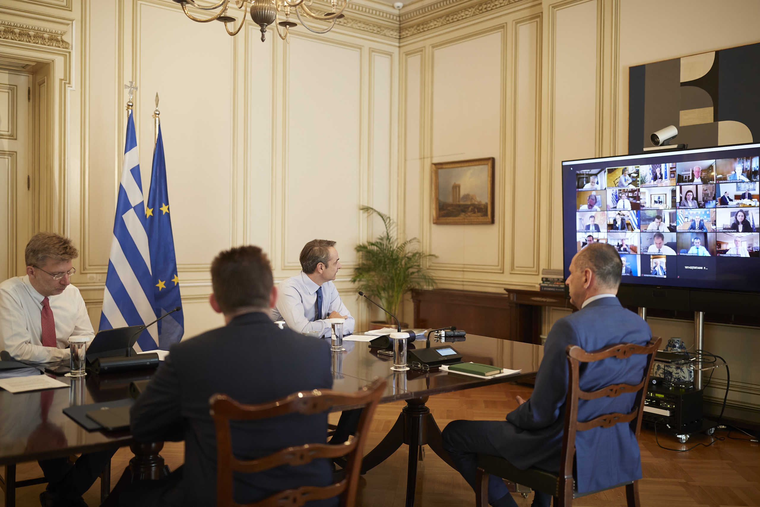 Υπουργικό συμβούλιο: Τι αποφασίστηκε για ηλεκτροκίνηση, ψηφιακή διακυβέρνηση και ηγεσία της δικαιοσύνης