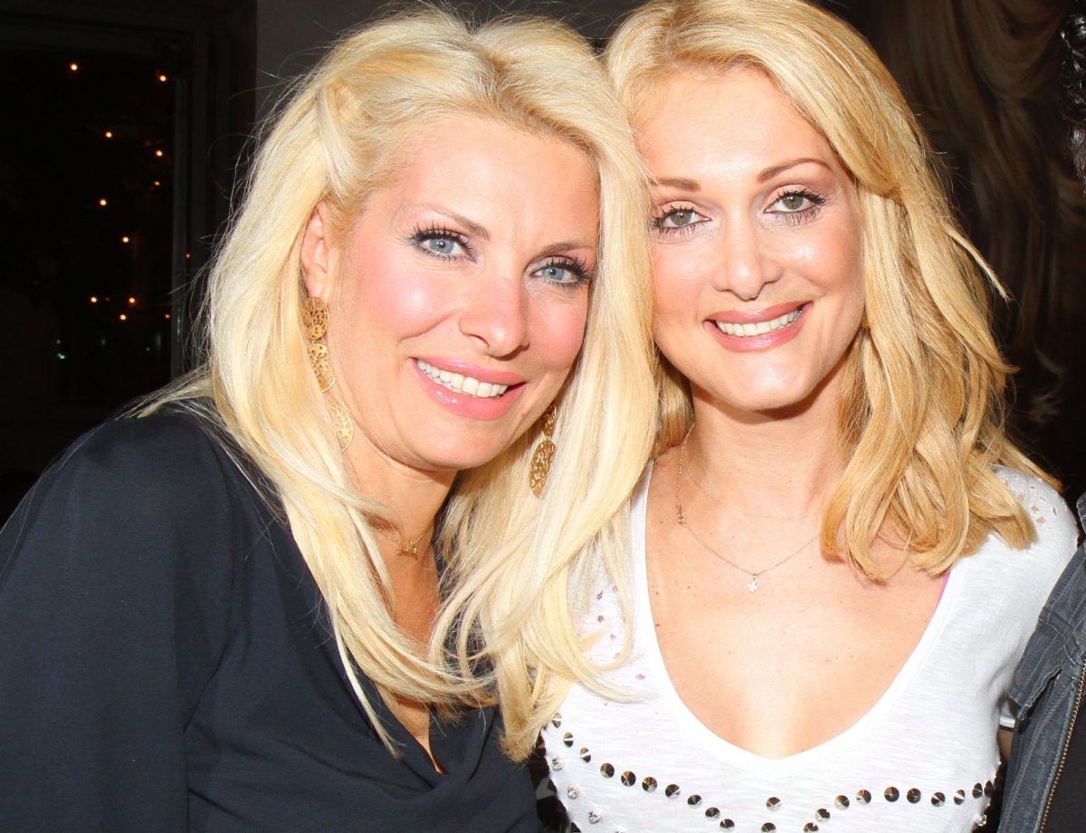 Ελένη Μενεγάκη: Έτσι σχολίασε όσα ακούστηκαν για την κόρη της κουμπάρας της, Νατάσας Θεοδωρίδου!