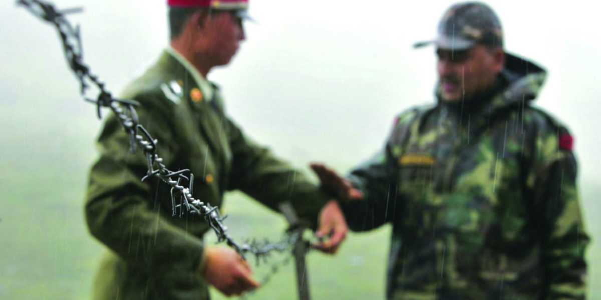 Τρεις Ινδοί στρατιώτες σκοτώθηκαν σε «βίαιη αντιπαράθεση» στα σύνορα με την Κίνα