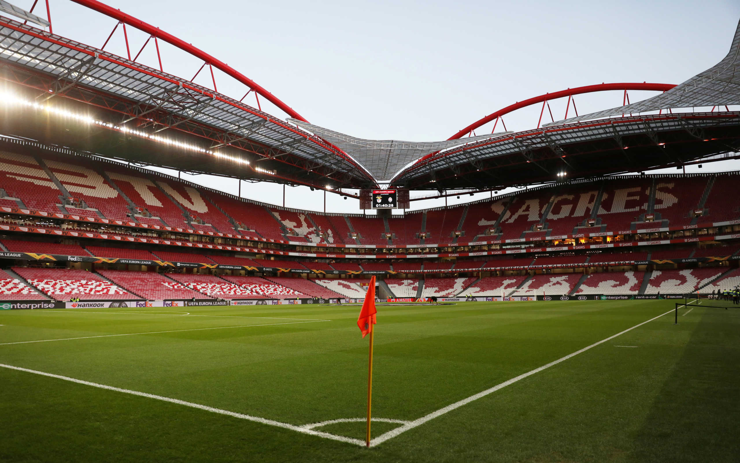 FILE PHOTO: Soccer Football - Europa League - Round of 32 Second Leg - Benfica v Shakhtar Donetsk - Estadio da Luz, Lisbon, Portugal - February 27, 2020  General view inside the stadium before the match    REUTERS