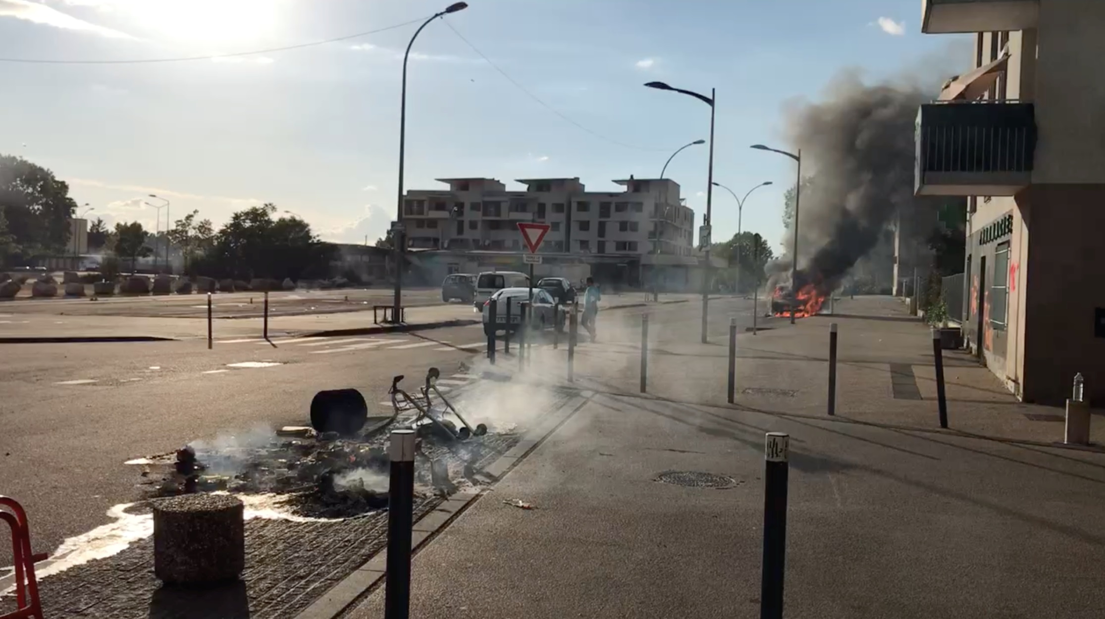 Γαλλία: Μέλη της RAID συνέλαβαν πέντε Τσετσένους για τoν πόλεμο συμμοριών στη Ντιζόν (pic, video)