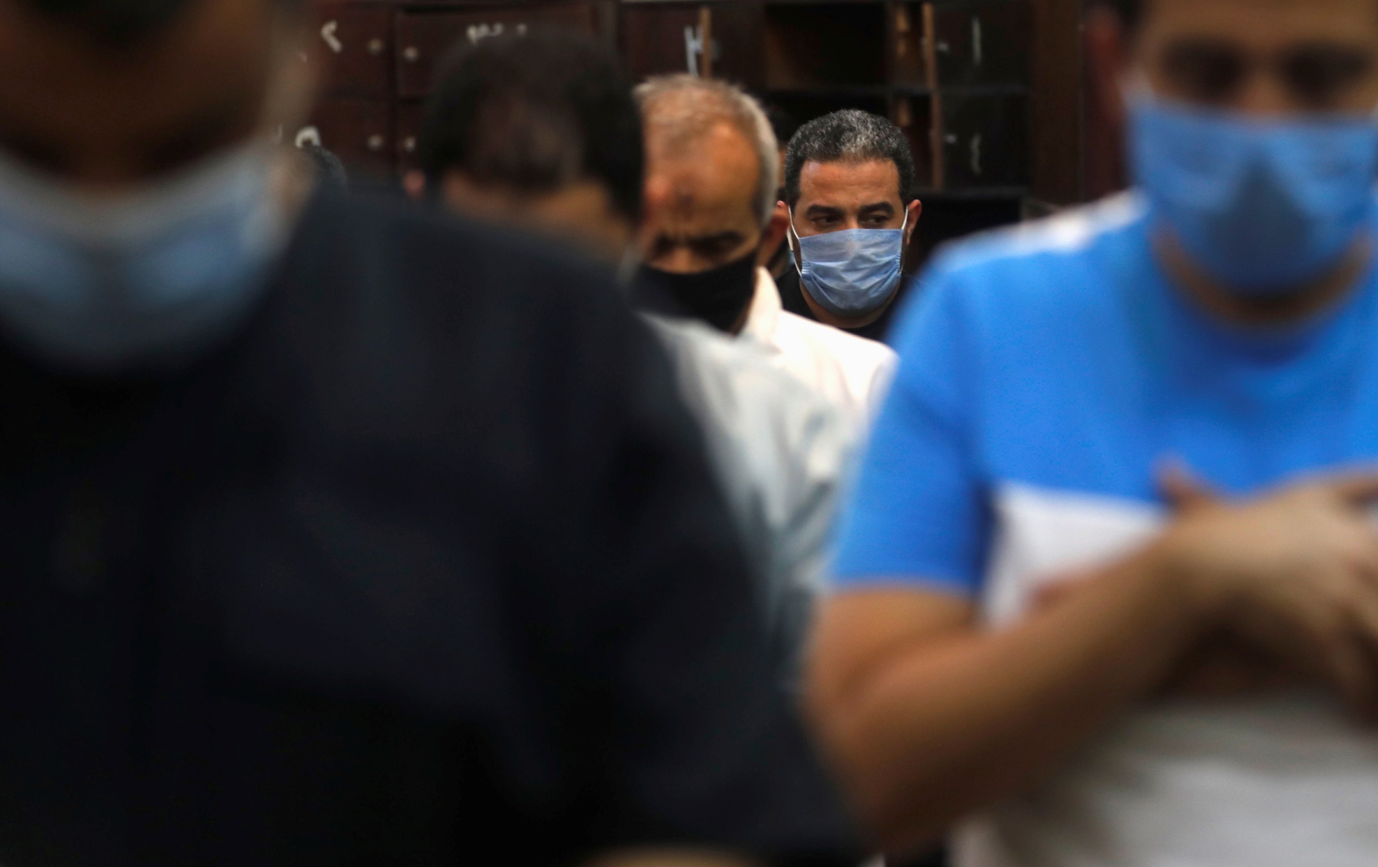 Αίγυπτος: Θερίζει πάλι ο κορονοϊός – 83 νεκροί σε ένα 24ωρο