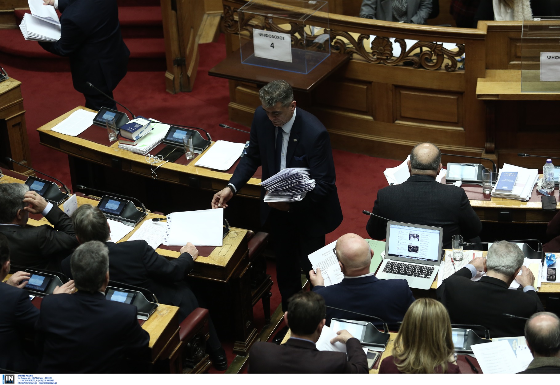 Βουλευτές ΣΥΡΙΖΑ στην Προανακριτική: “Ηχηρό θεσμικό χαστούκι σε ΝΔ και ΚΙΝΑΛ” – “Κόλαφος για Μητσοτάκη”