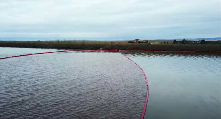 Ρωσία: Έρευνα για το σκάνδαλο διαρροής 20.000 τόνων πετρελαίου στην Αρκτική (pics)