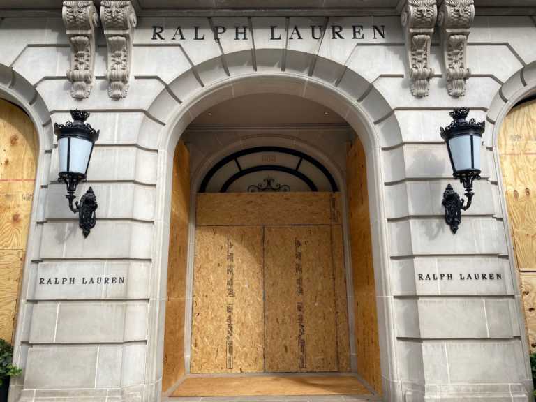 Ο Ralph Lauren τιμά τον «Μήνα Υπηρηφάνειας» με τη συλλογή και καμπάνια Polo Pride