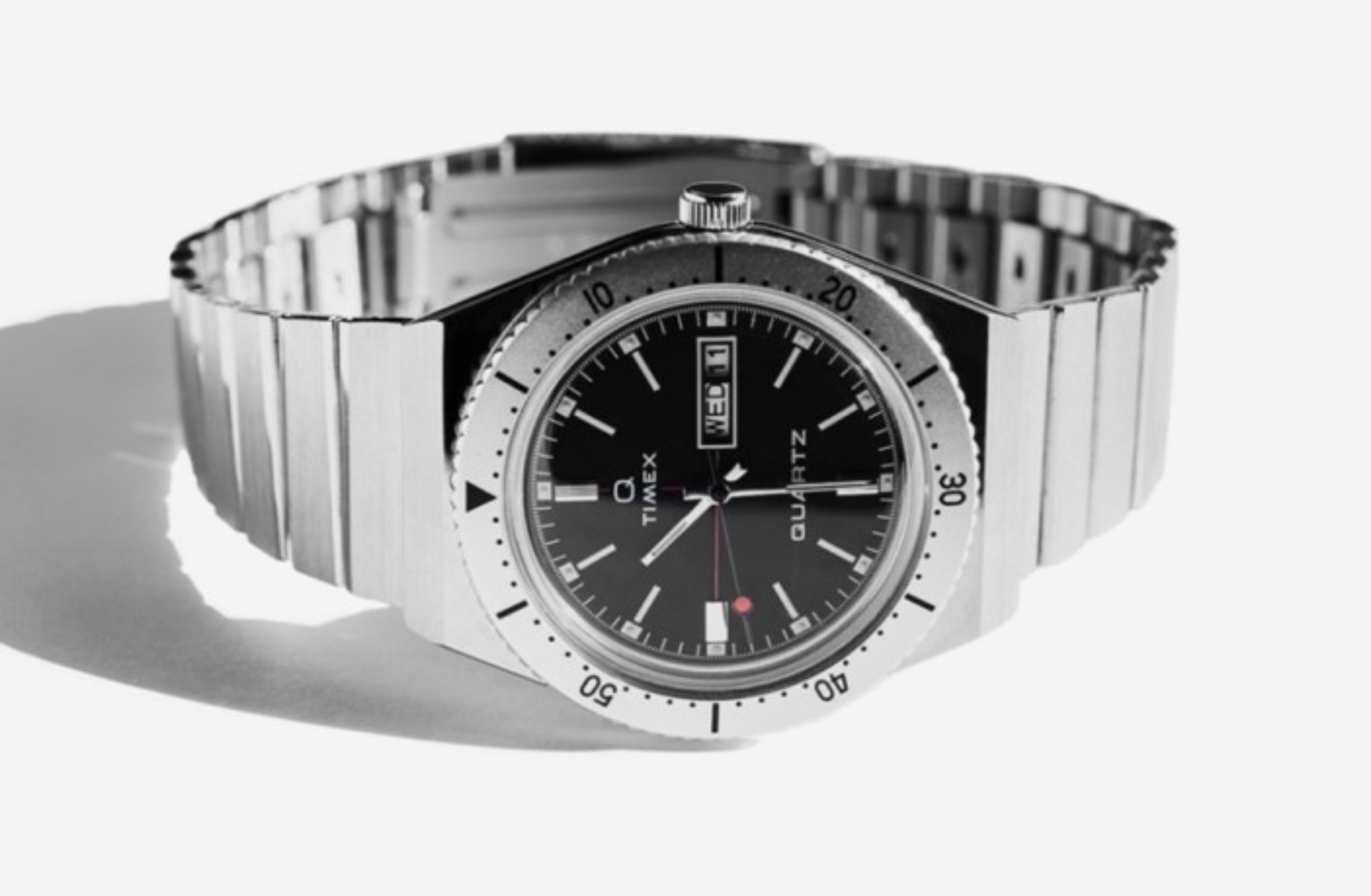 Το θρυλικό ρολόι Q Timex του 1979 επιστρέφει καλύτερο από ποτέ!